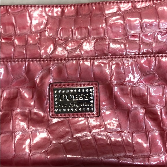 Guess clutch peach crocodile prints - Picture 2 of 8